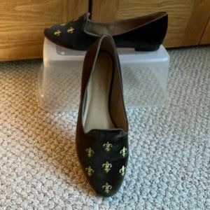 TALBOTS - Ryan Embroidered Fleur-De-Lis Flats -- Excellent Condition